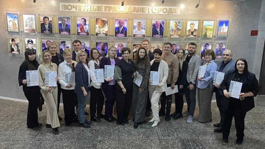 В администрации города Кемерово подведены итоги городского проекта «День профессий. День теней»_2