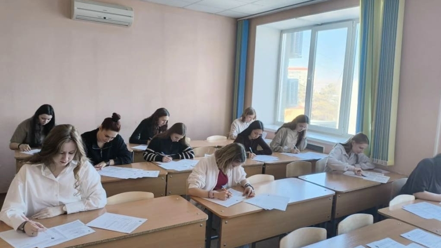 ЦИФРА поступает в вузы!